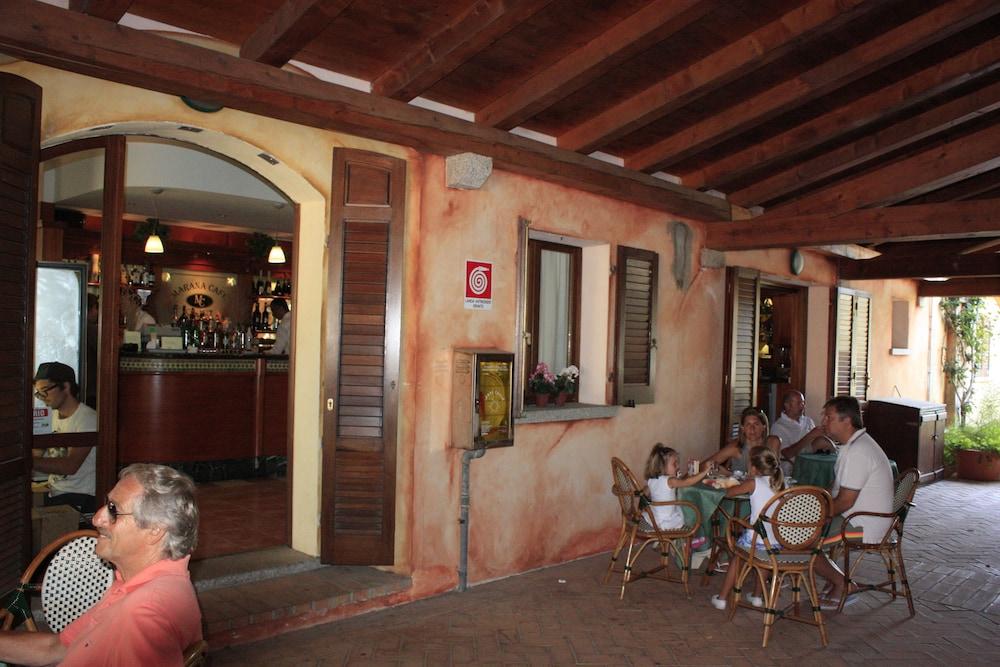 马里内拉Le Corti Di Marinella公寓式酒店 外观 照片